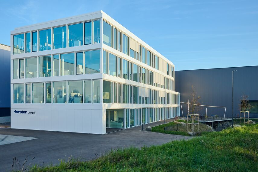 unico Fenêtres, fuego light Portes, thermfix vario Murs-rideaux, unico Portes, fuego light Coulissants, unico Coulissants and presto xs Portes - Forster Campus, Romanshorn located in Romanshorn, Suisse