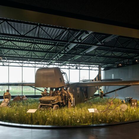 unico Türen and thermfix light Fassaden - Airborne Museum, Sainte-Mère-Église